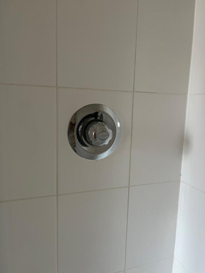 פורטסמות' Spacious Two Bedrooms Apartment For Business And Holiday מראה חיצוני תמונה